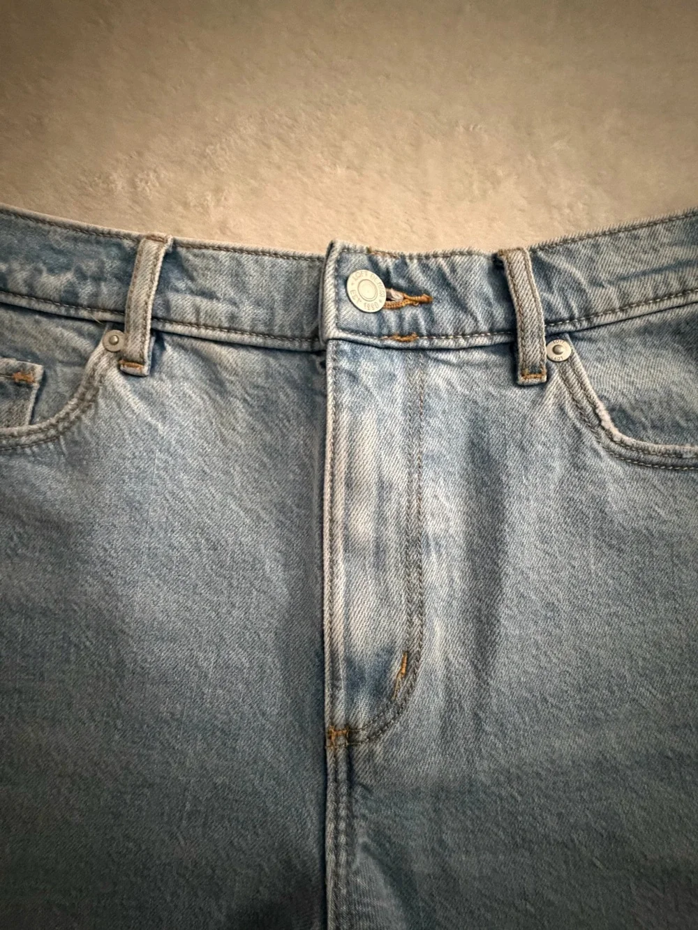 LOFT NWOT Light Blue High-Rise Partial Cuff The Cut Off Denim Shorts